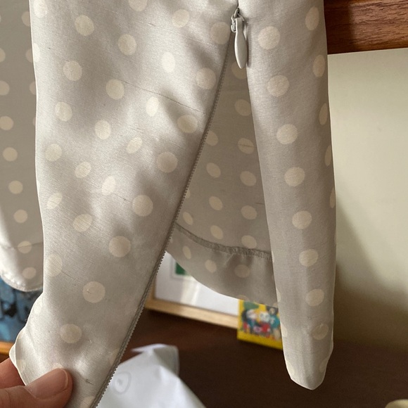 J Crew silk shantung scoop neck sleeveless shirt. Very Jackie O style. - Picture 6 of 7